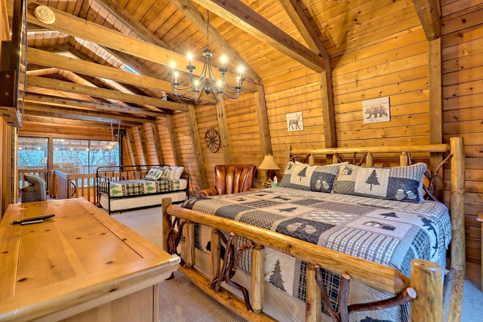Near Downtown Helen - Hottub, Sauna, Game Room, Fire Pit Exterior photo