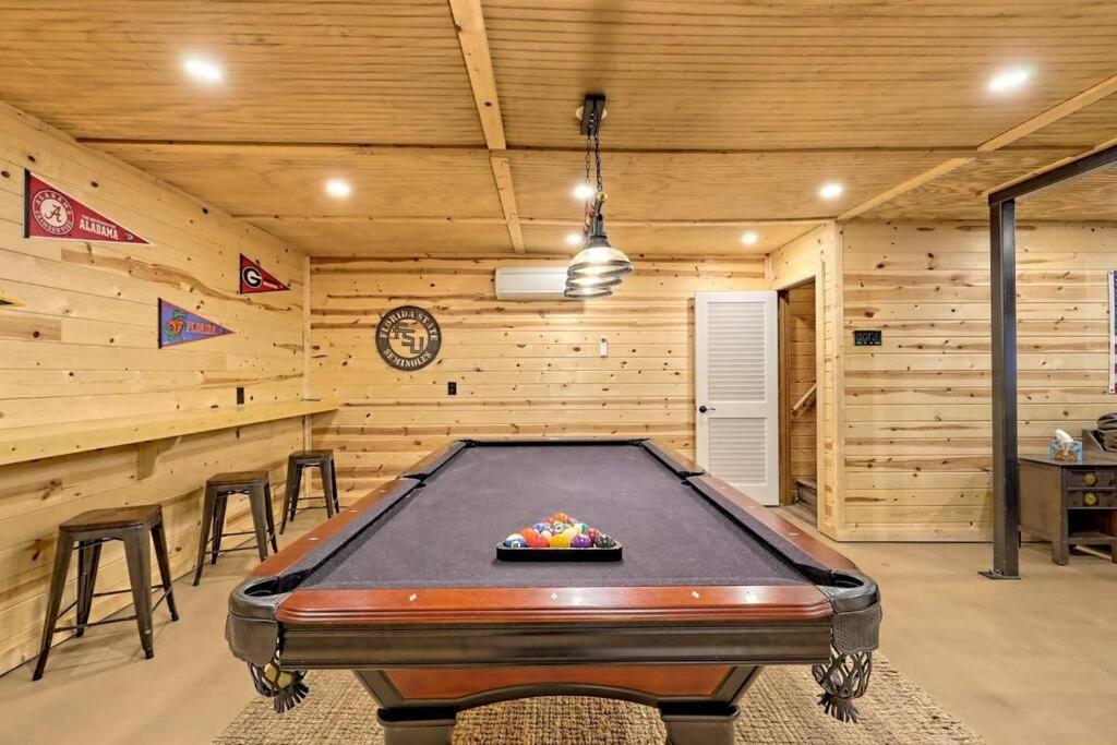 Near Downtown Helen - Hottub, Sauna, Game Room, Fire Pit Exterior photo
